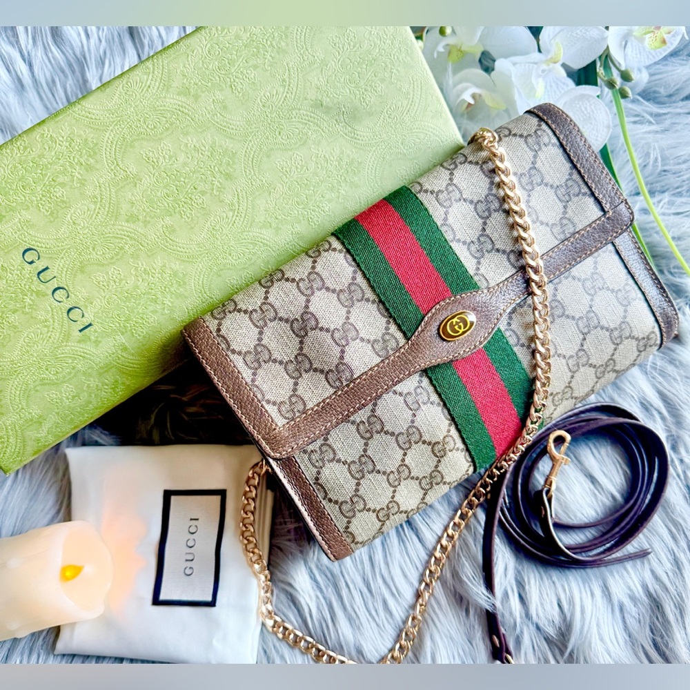 Authentic Gucci vintage web sherry line crossbody bag 67.014.3087